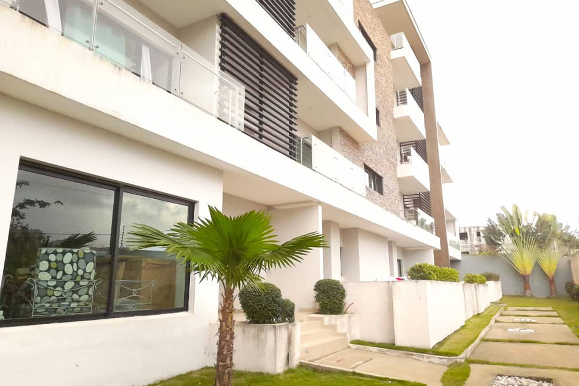APPARTEMENTS DE 03 PIECES HAUT STANDING